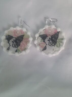 Heart-Accent Dog Portrait Earrings in White Trim - Unbranded